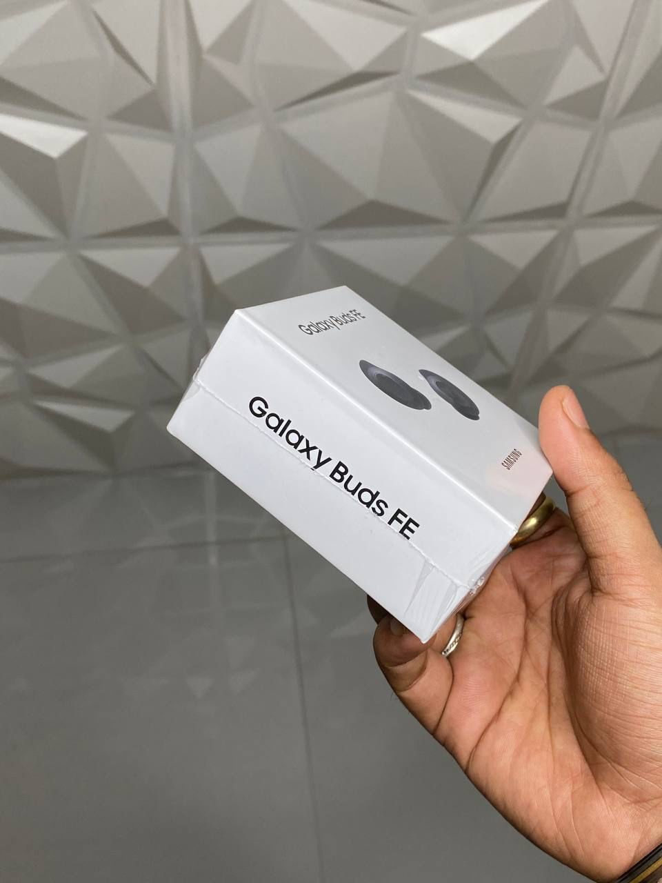 Samsung buds FE