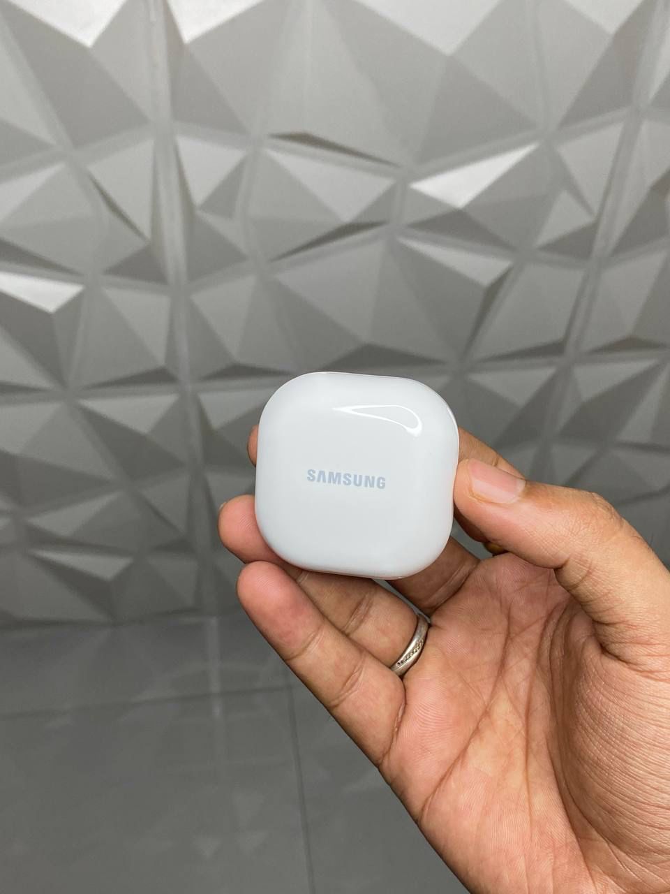 Samsung buds FE